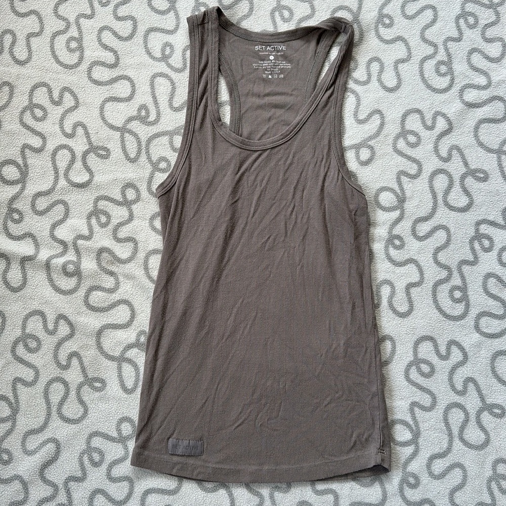 Set Active Ribbed Form Tank